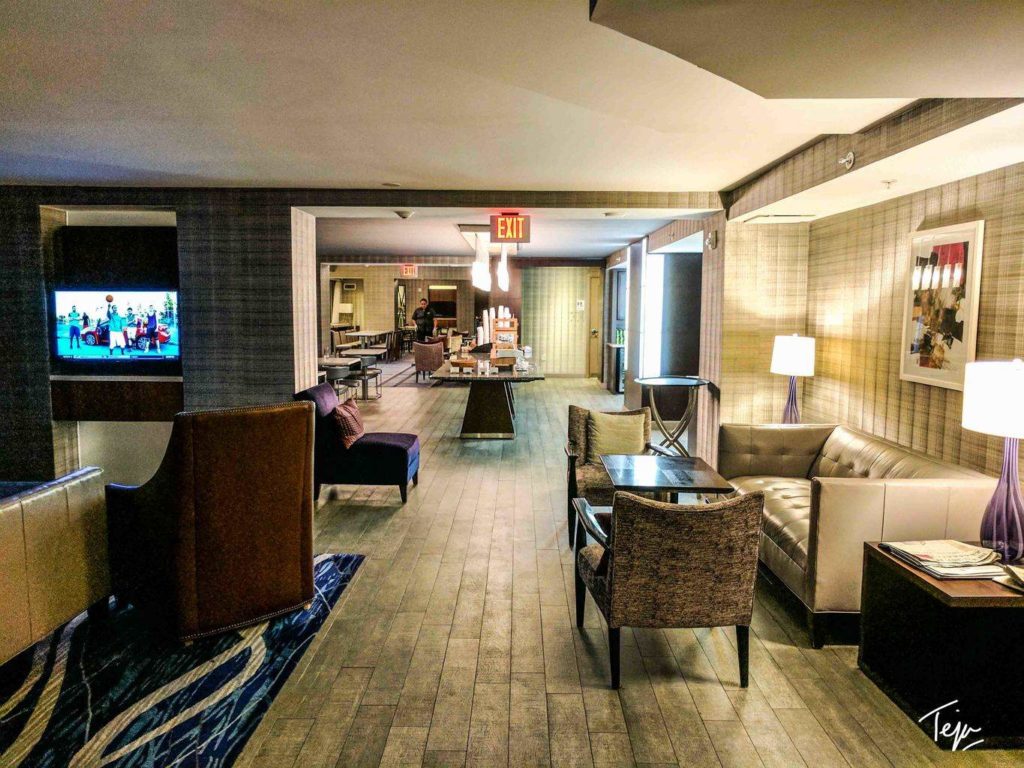 Hotel Review Marriott Marquis Washington DC Grab a Mile