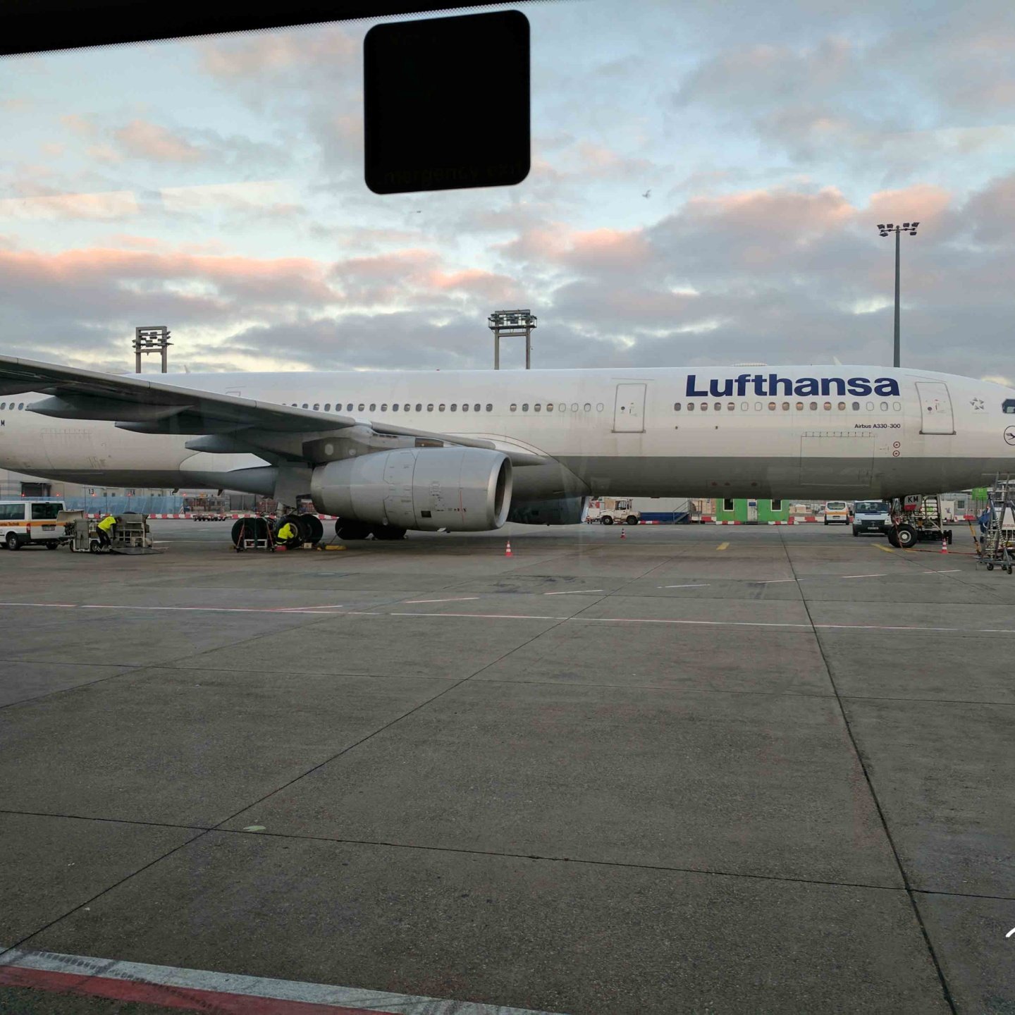 Lufthansa Business Class DFW to FRA – Mixed Feelings