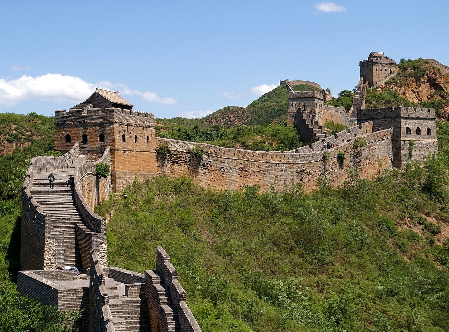 Airbnb Cancels Sleepover Event at the Great Wall